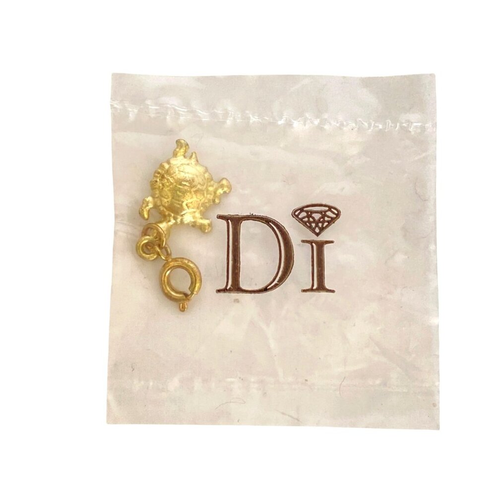Turtle Bracelet Charm By Diamonds International Gold Tone New In Package NIP